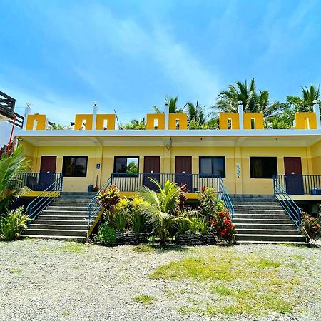 Lotus Sun & Waves Beach Resort Baler Bagian luar foto